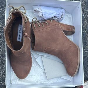 Steve Madden Tan Lace-Up Ankle Booties
